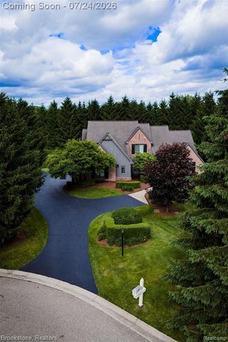 7768 Somerhill Lane, Clarkston, MI 48348
