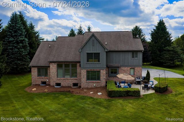7768 Somerhill Lane, Clarkston, MI 48348