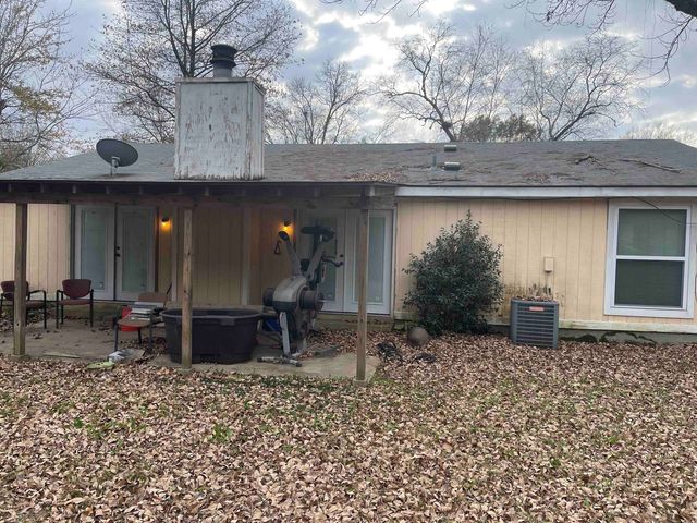 7440 DONCASTER LN, Memphis, TN 38125