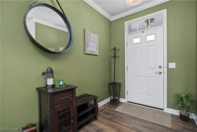 8782 Wakefield Run, North Ridgeville, OH 44039