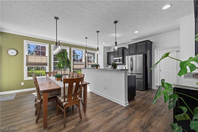 8782 Wakefield Run, North Ridgeville, OH 44039