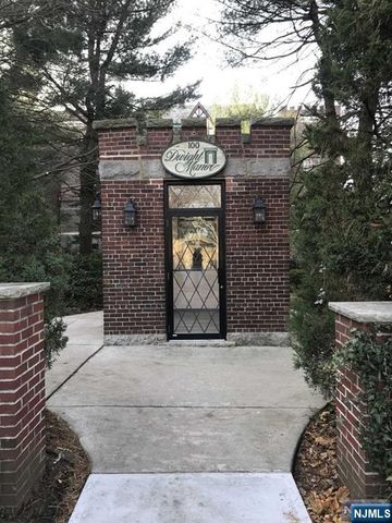 100 Palisade Avenue C13, Englewood, NJ 07631