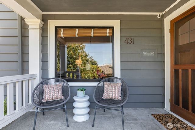 431 Smith Street, Seattle, WA 98109