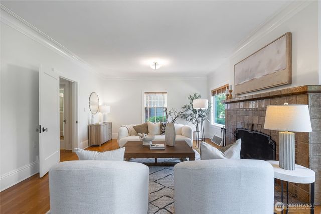 431 Smith Street, Seattle, WA 98109