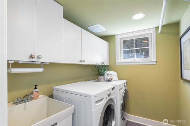 431 Smith Street, Seattle, WA 98109