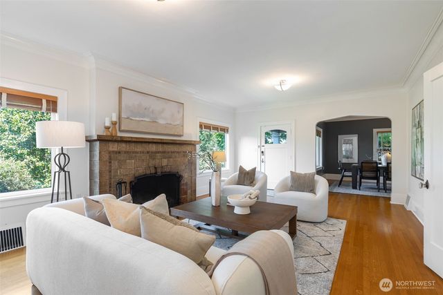 431 Smith Street, Seattle, WA 98109