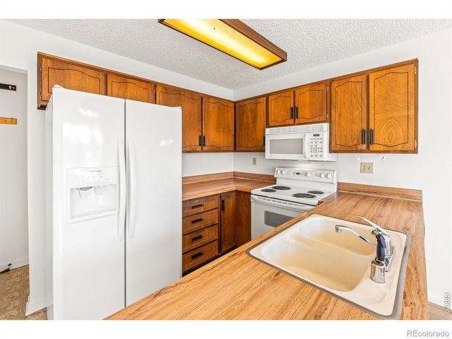 326 44th Avenue, Greeley, CO 80634