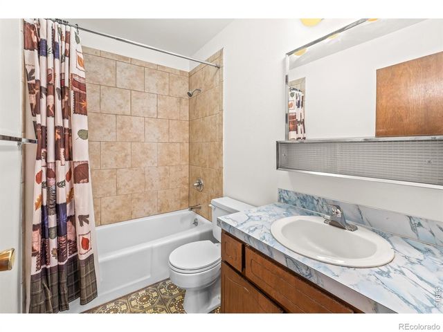 326 44th Avenue, Greeley, CO 80634
