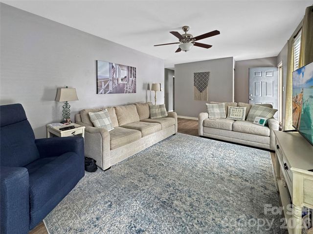 8923 Faires Road, Charlotte, NC 28215