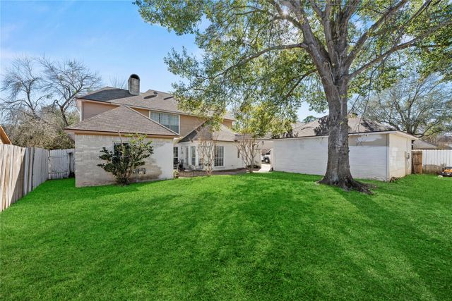 14926 Camino Rancho Drive, Houston, TX 77083