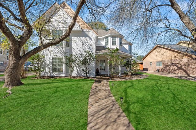 14926 Camino Rancho Drive, Houston, TX 77083