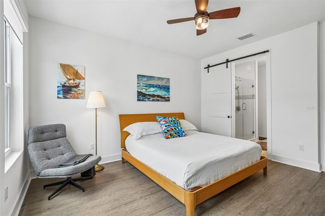 312 15TH STREET N, St Petersburg, FL 33705