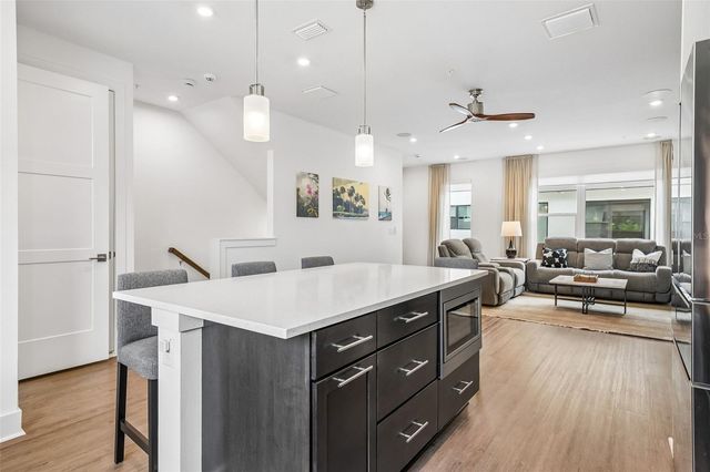 312 15TH STREET N, St Petersburg, FL 33705
