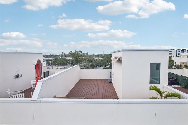 312 15TH STREET N, St Petersburg, FL 33705
