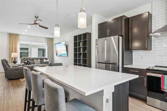 312 15TH STREET N, St Petersburg, FL 33705