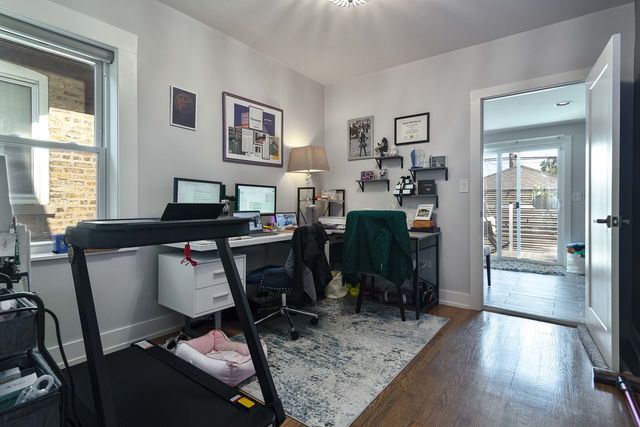 5632 W Pensacola Avenue, Chicago, IL 60634