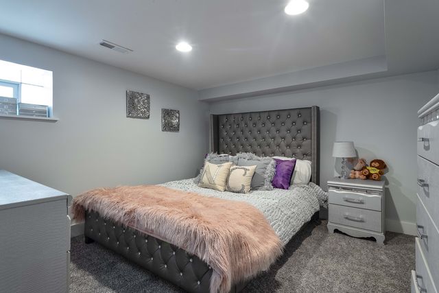 5632 W Pensacola Avenue, Chicago, IL 60634