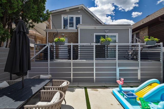 5632 W Pensacola Avenue, Chicago, IL 60634