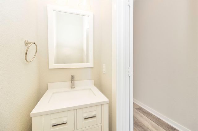 6708 Parker Oaks Lane, Houston, TX 77076