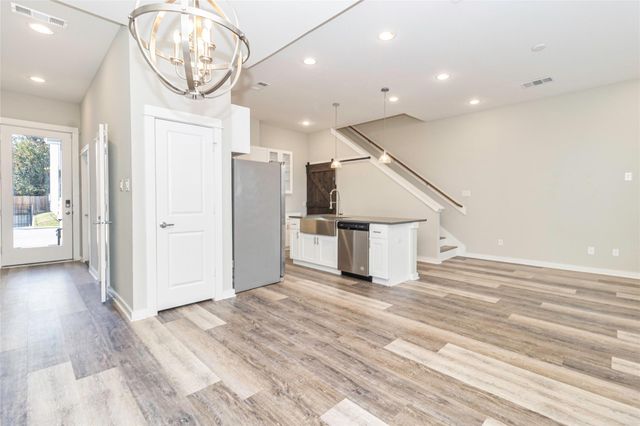 6708 Parker Oaks Lane, Houston, TX 77076