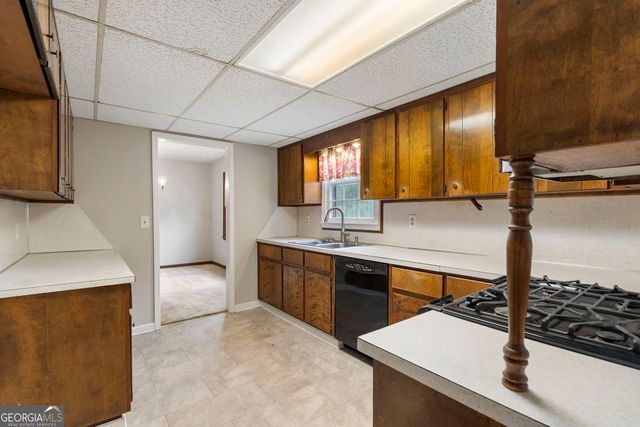 4200 Glenn Street, Powder Springs, GA 30127