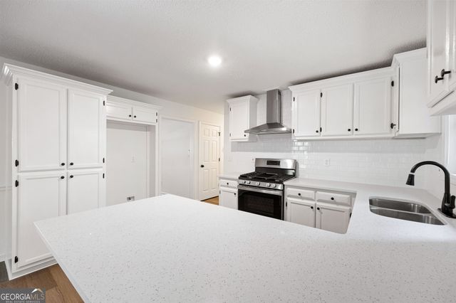 4531 Adams Court, Rex, GA 30273