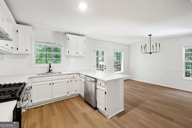 4531 Adams Court, Rex, GA 30273