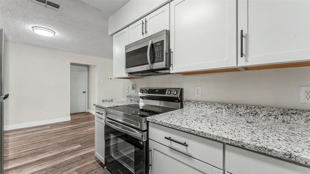 9047 DAMASCUS AVENUE, Polk City, FL 33868