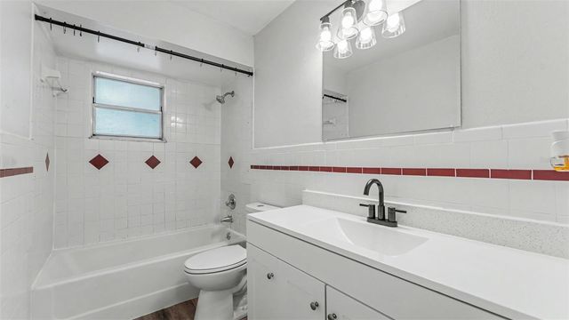 9047 DAMASCUS AVENUE, Polk City, FL 33868