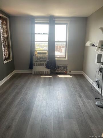 14010 84th Drive 6G, Briarwood, NY 11435