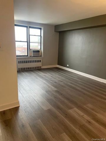 14010 84th Drive 6G, Briarwood, NY 11435