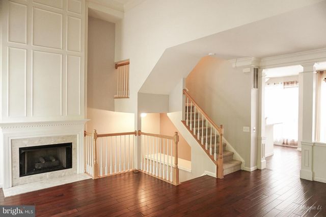 6004 LINCOLNIA RD, Alexandria, VA 22312