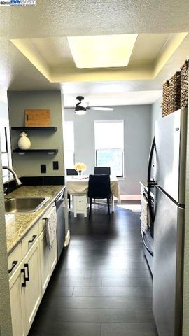 945 Fletcher Ln A312, Hayward, CA 94544