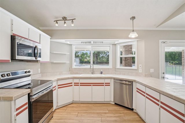 3911 SE 44TH STREET, Ocala, FL 34480