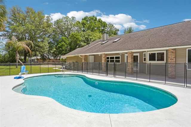 3911 SE 44TH STREET, Ocala, FL 34480