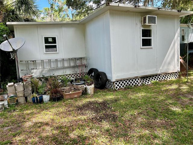 25646 BASS ROAD, Astor, FL 32102