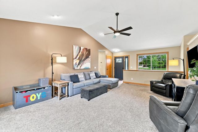 2913 Belle Meadow Drive Sw, Byron Twp, MI 49315