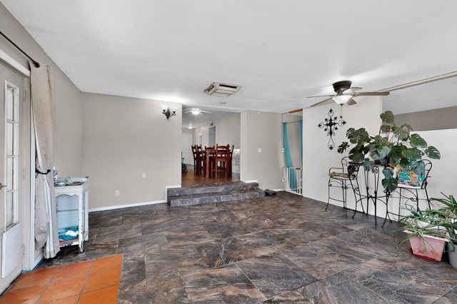 1 Dino Court, Peralta, NM 87042