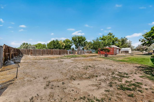 1 Dino Court, Peralta, NM 87042