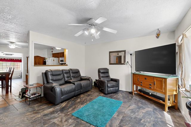 1 Dino Court, Peralta, NM 87042