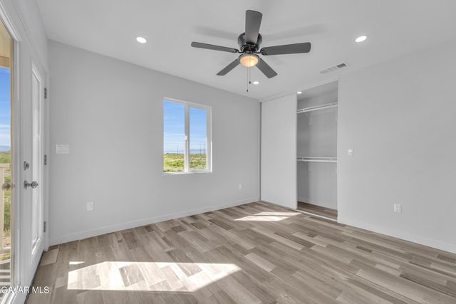 49040 W 70th Street, Lancaster, CA 93536