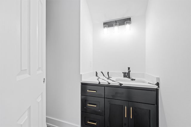 721 Taylor Street, Waco, TX 76704