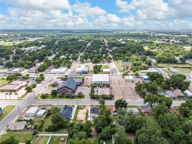 721 Taylor Street, Waco, TX 76704