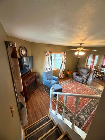 909 Illinois Street, Walkerton, IN 46574