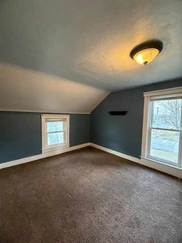 909 Illinois Street, Walkerton, IN 46574