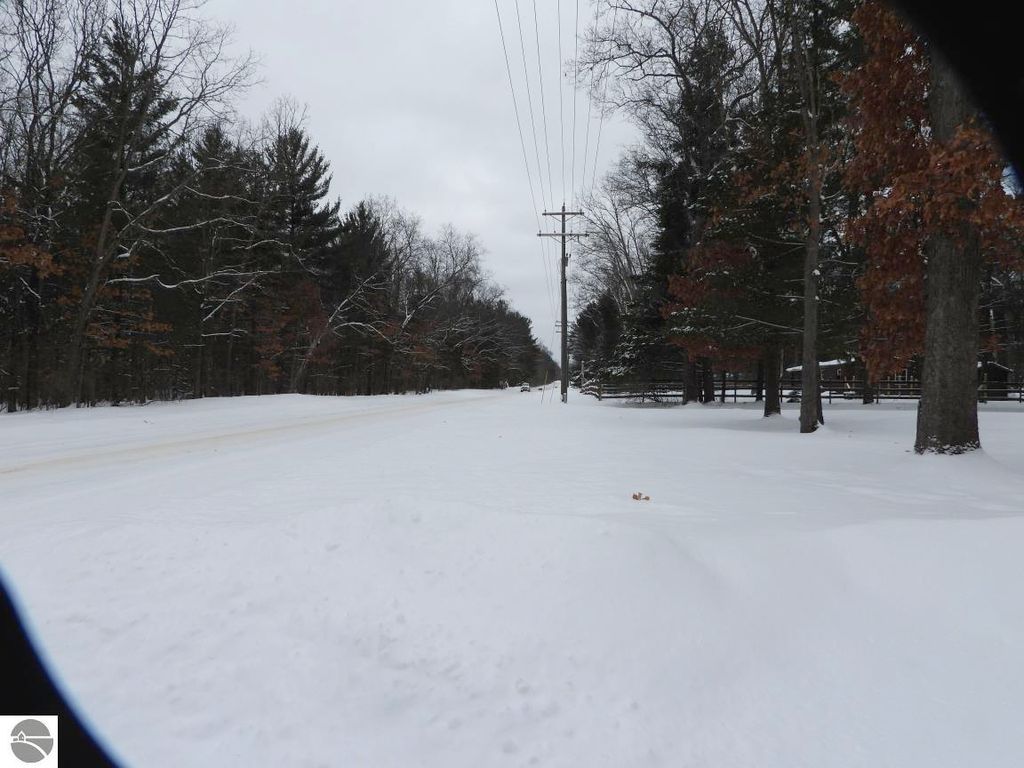 Image 11 of property listing at 7861 N Bass Lake Road, Irons, MI 49644