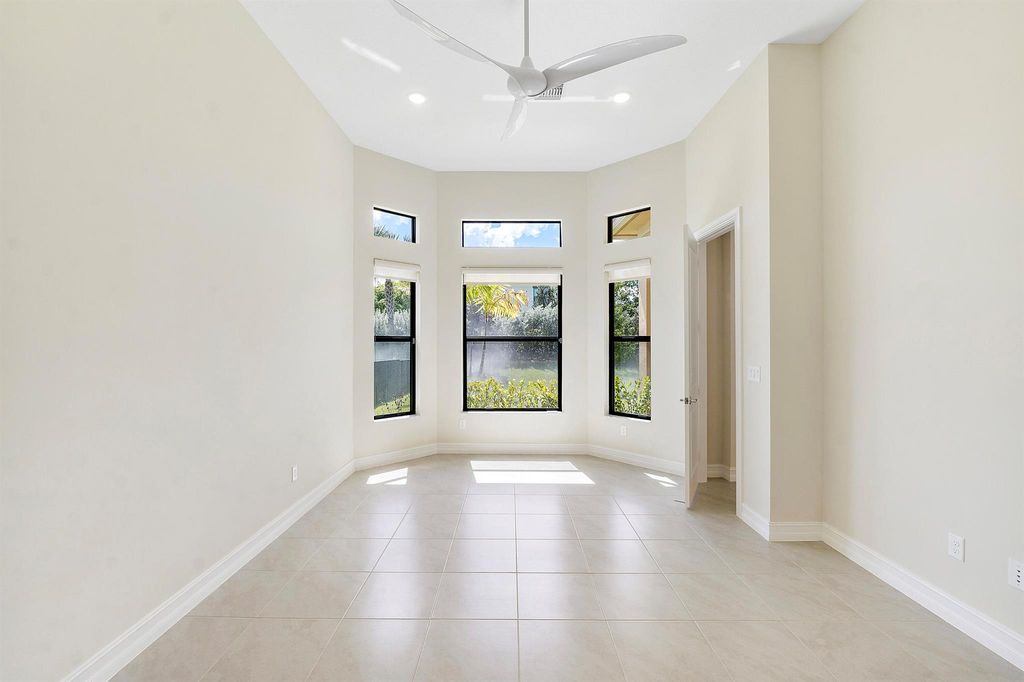 Image 13 of property listing at 11970 Leon Circle S, Parkland, FL 33076