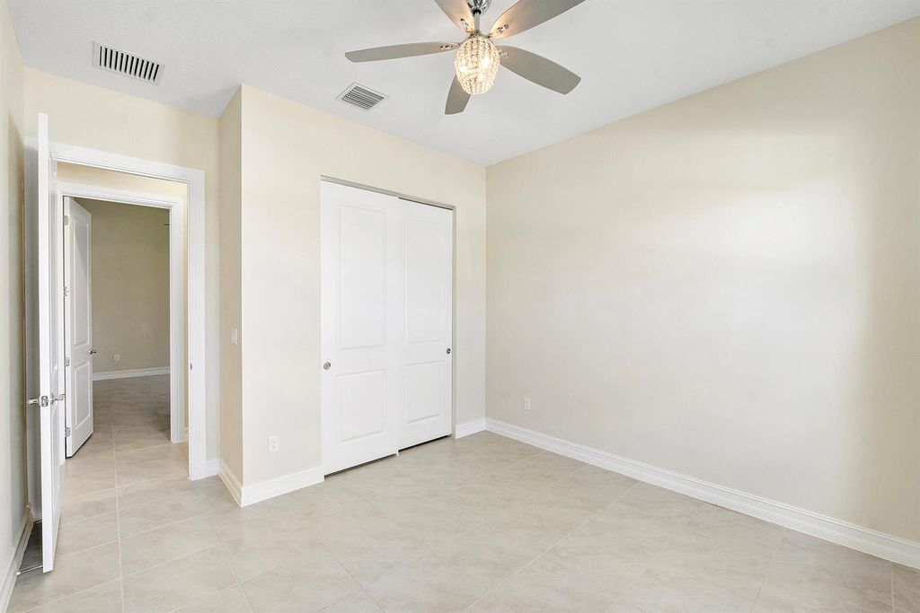 Image 19 of property listing at 11970 Leon Circle S, Parkland, FL 33076