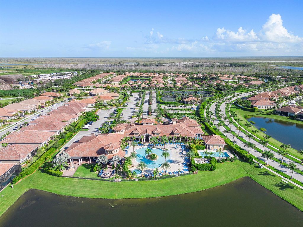 Image 33 of property listing at 11970 Leon Circle S, Parkland, FL 33076