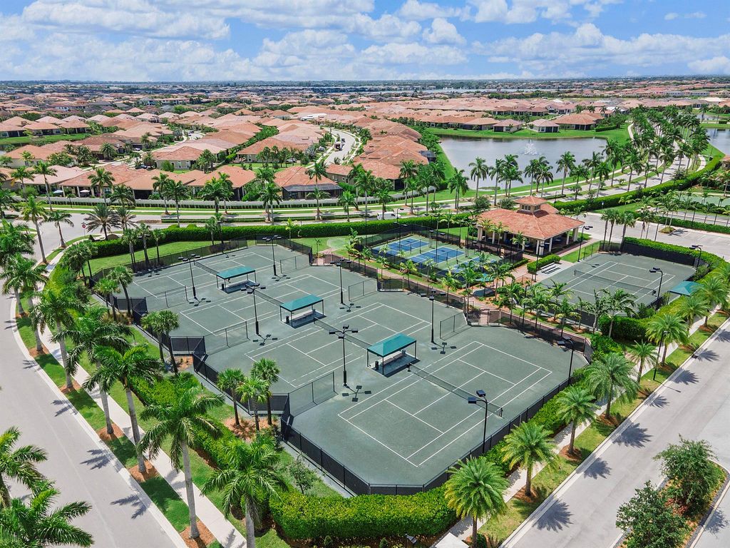 Image 35 of property listing at 11970 Leon Circle S, Parkland, FL 33076